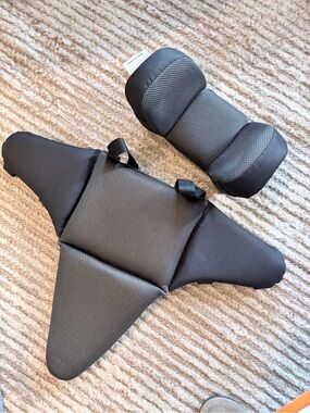 Thule Kids Gray Mesh Infant Support Cushions